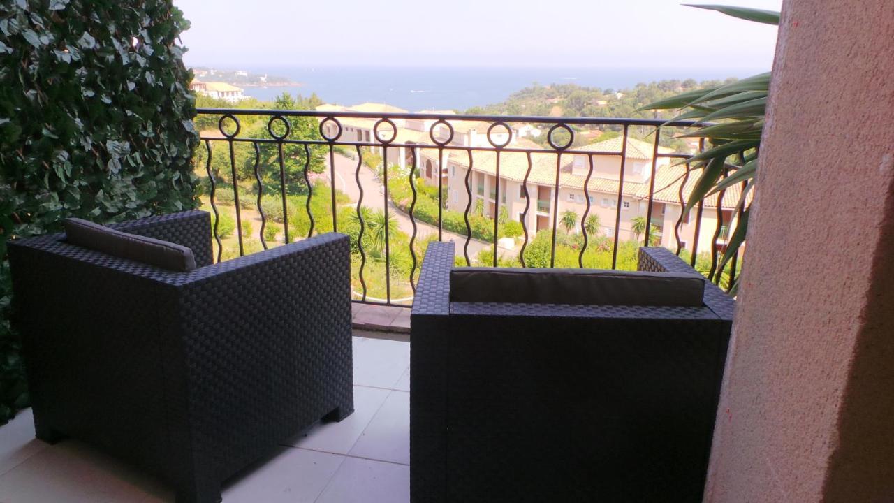 Appartements Modernes Vue Mer A Cap Esterel Saint-Raphaël Buitenkant foto
