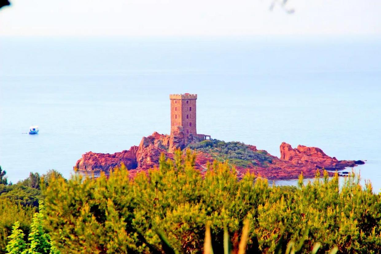 Appartements Modernes Vue Mer A Cap Esterel Saint-Raphaël Buitenkant foto