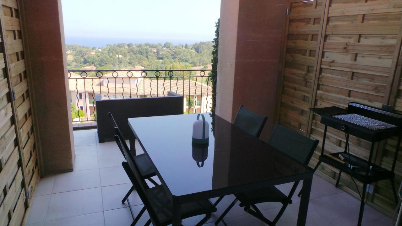 Appartements Modernes Vue Mer A Cap Esterel Saint-Raphaël Buitenkant foto